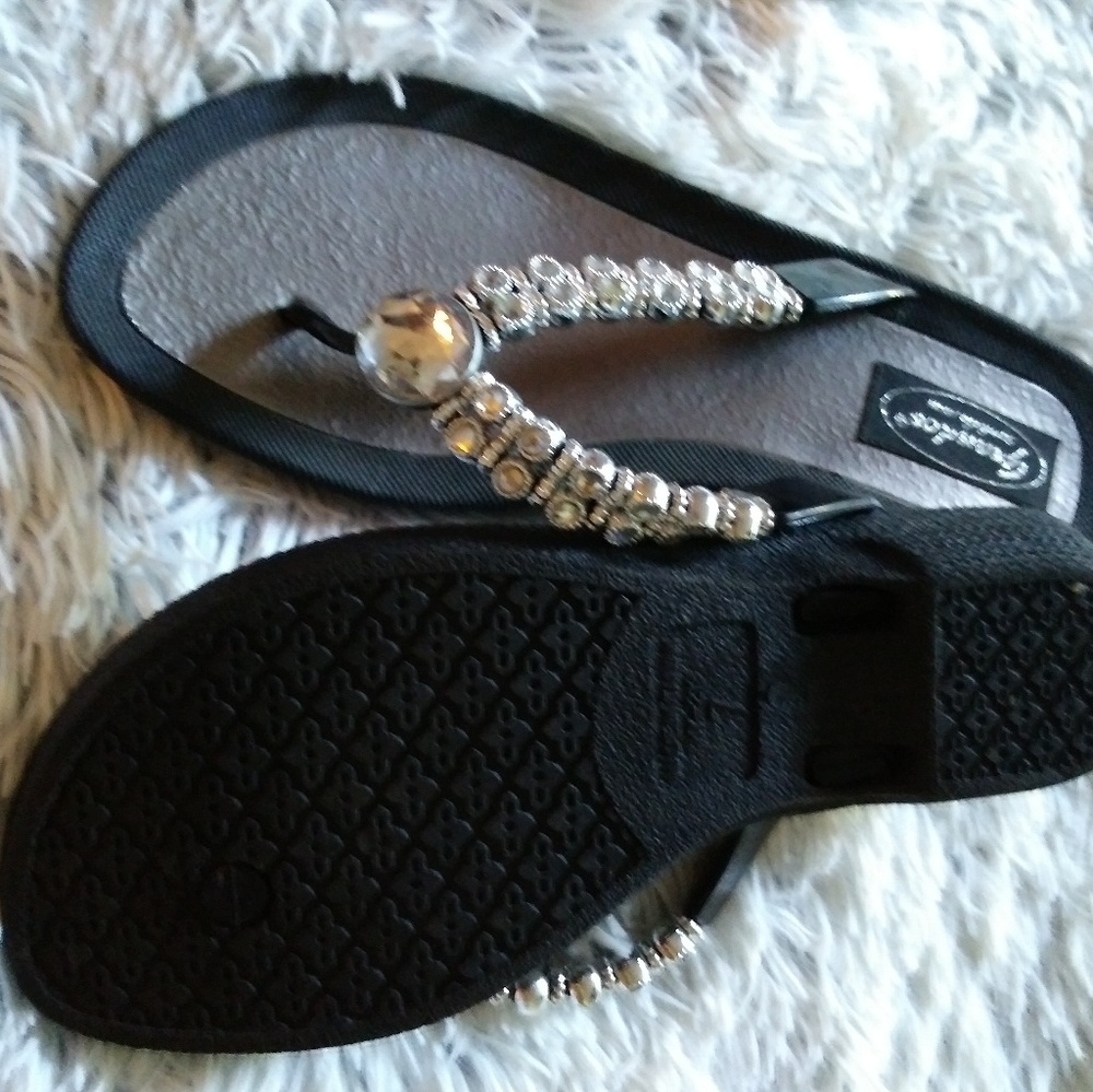Sandals - Picture 2 of 2